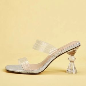 Striped White Shoes FREE SHIPPING Zappos com Striped White Shoes FREE SHIPPING Zappos com